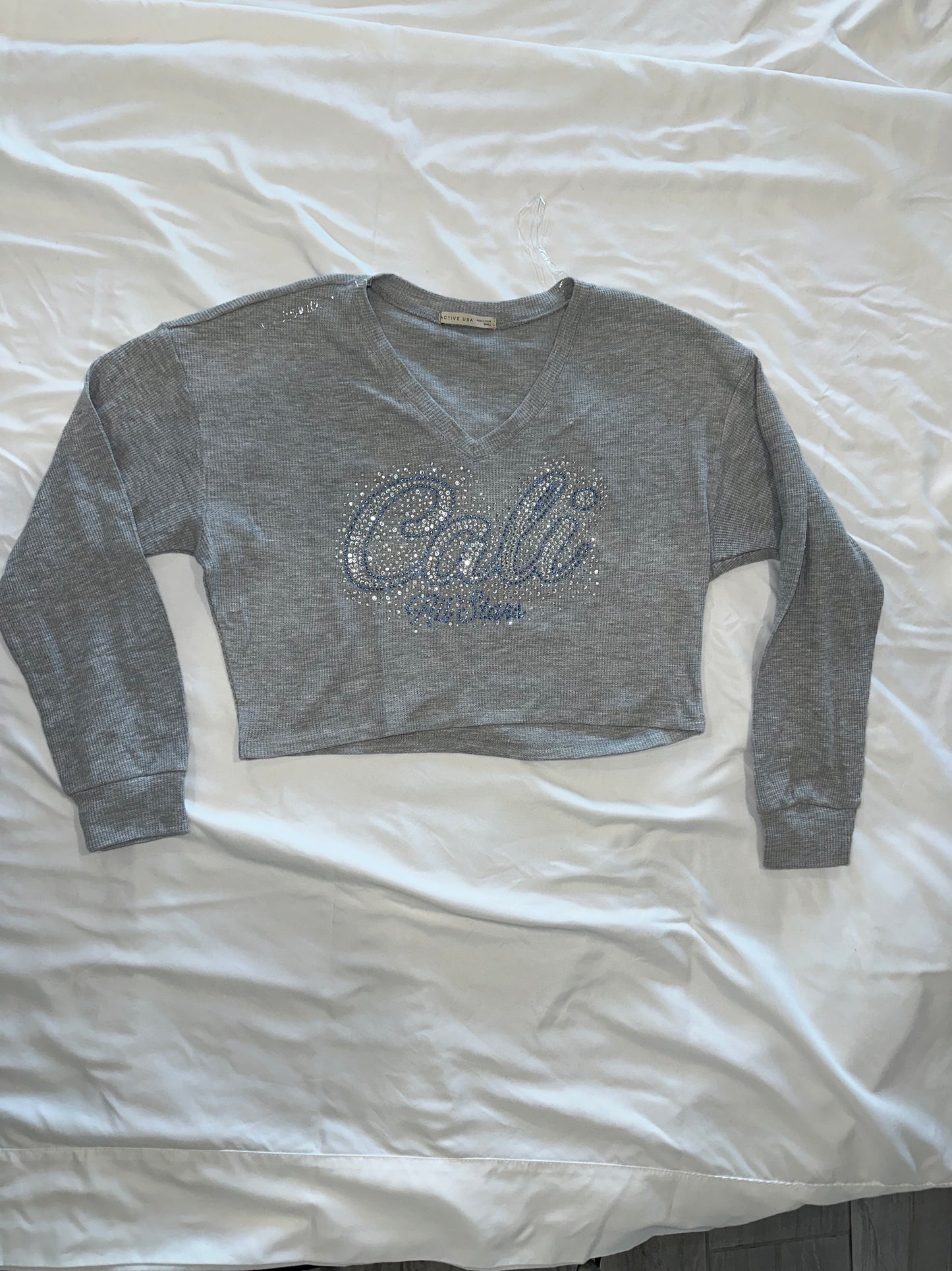 Light Grey Thermal Crop V-Neck with Bling "Cali" Cursive Letter Design